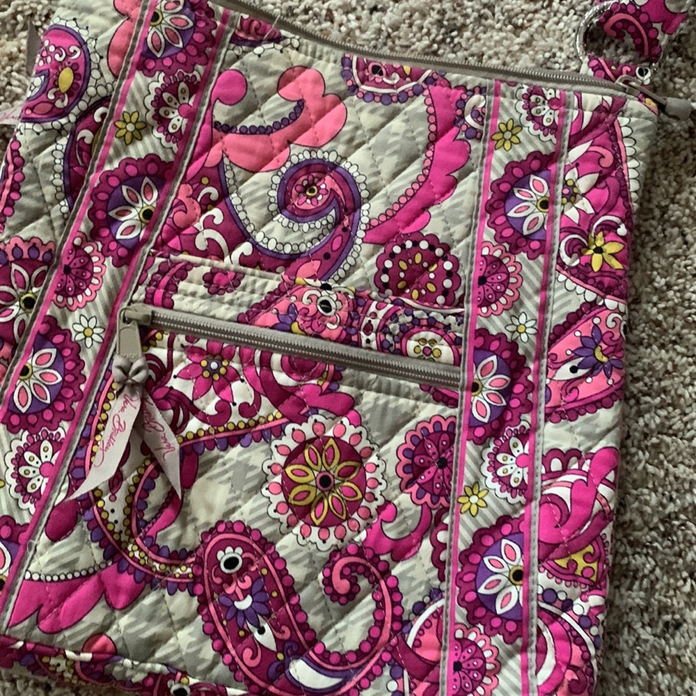 Vera Bradley crossbody purse - Picture 2 of 8